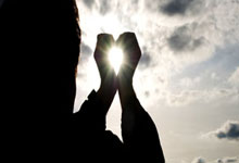 图片报:曼联对恩梅加很感兴趣,愿意支付4000万英镑的转会费.